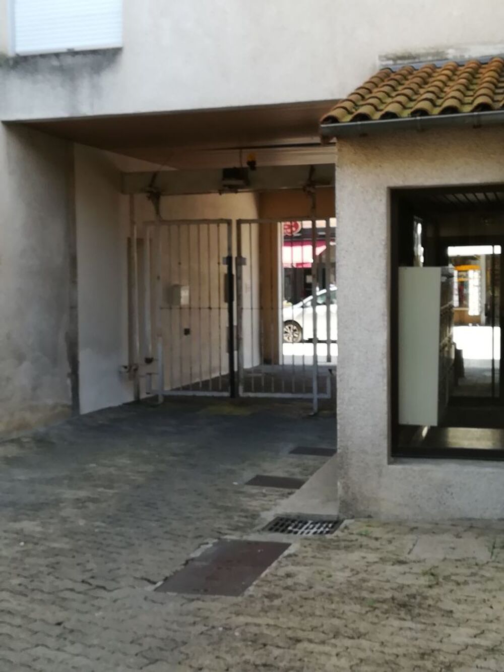 Location Parking/Garage Parking sécurisé Hyper-Centre Poitiers - Rue Carnot Poitiers