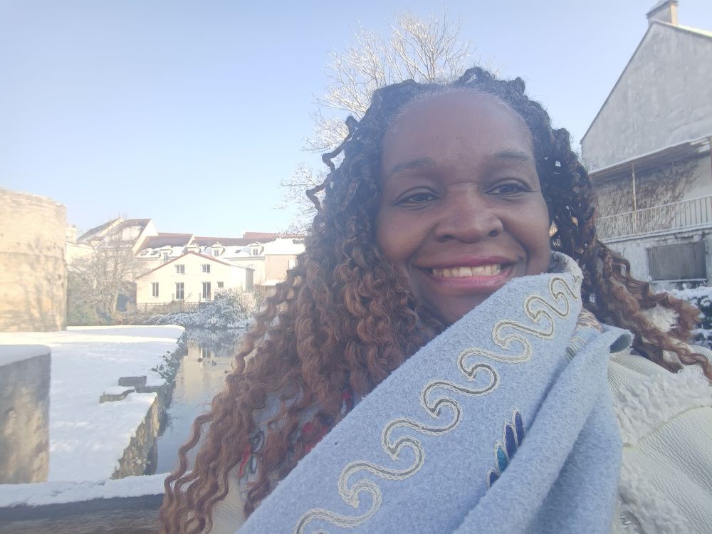   Vraie Voyante Pure, Flashes, Dates, D�tails, vue TV 