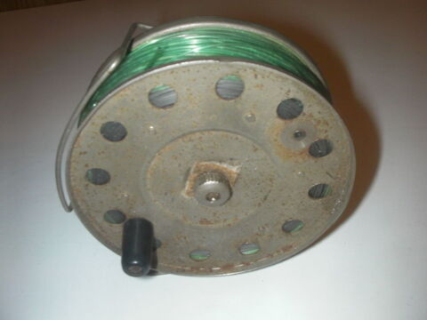    Moulinet mouche ancien  15 Roques (31)
