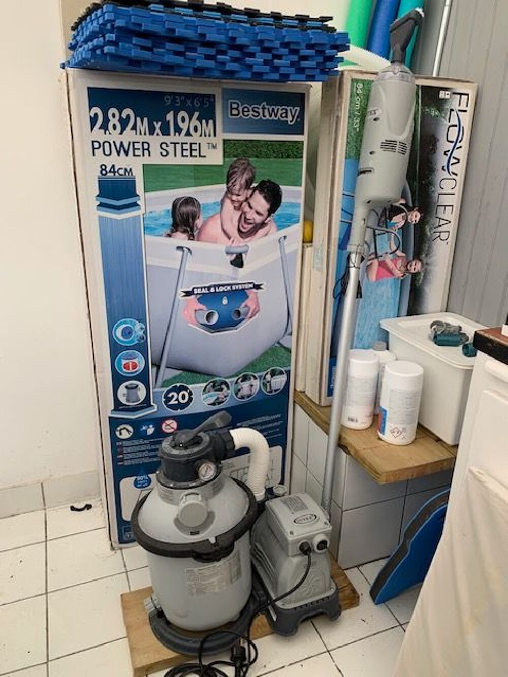 PISCINE INTEX AVEC POMPE A SABLE Jardin