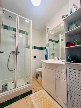  Appartement à vendre 2 pièces 30 m² Saint-vallier-de-thiey