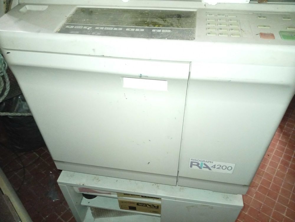 Duplicopieur Riso 4200 Matériel informatique