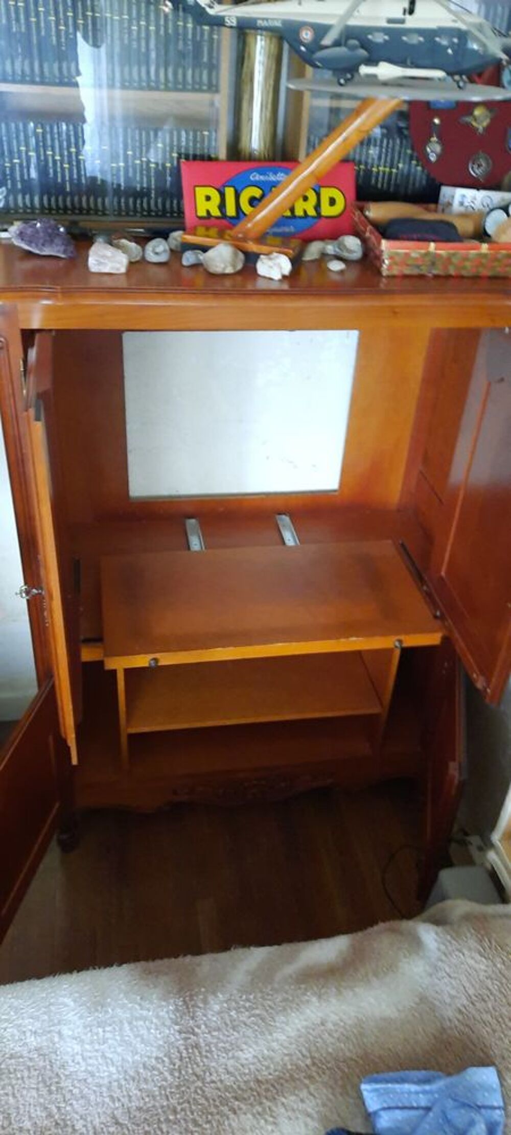 MEUBLE TV STYLE REGENCE Meubles