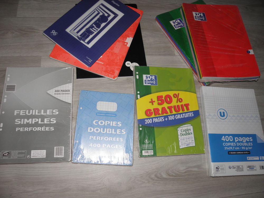 Gros lot de fournitures scolaire neuves Jeux / jouets