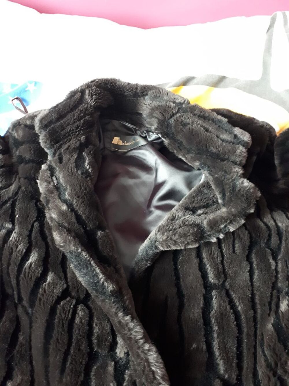 Joli manteau - imitation fourrure Vêtements