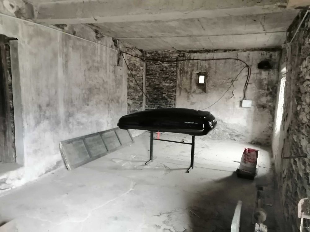 Location Remise/Grange .grand atelier. Saint-frézal-de-ventalon