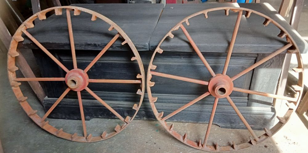 roues de charrette diam&egrave;tre 65 cm Décoration