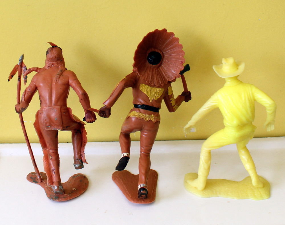 Figurines MARX Toys Cowboy et indiens 1964
grande taille
Jeux / jouets