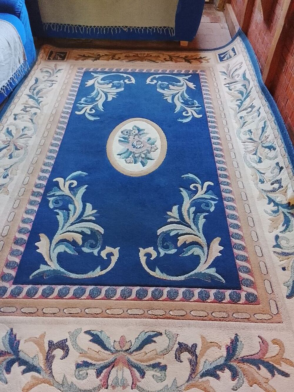 Grand tapis bleu Décoration