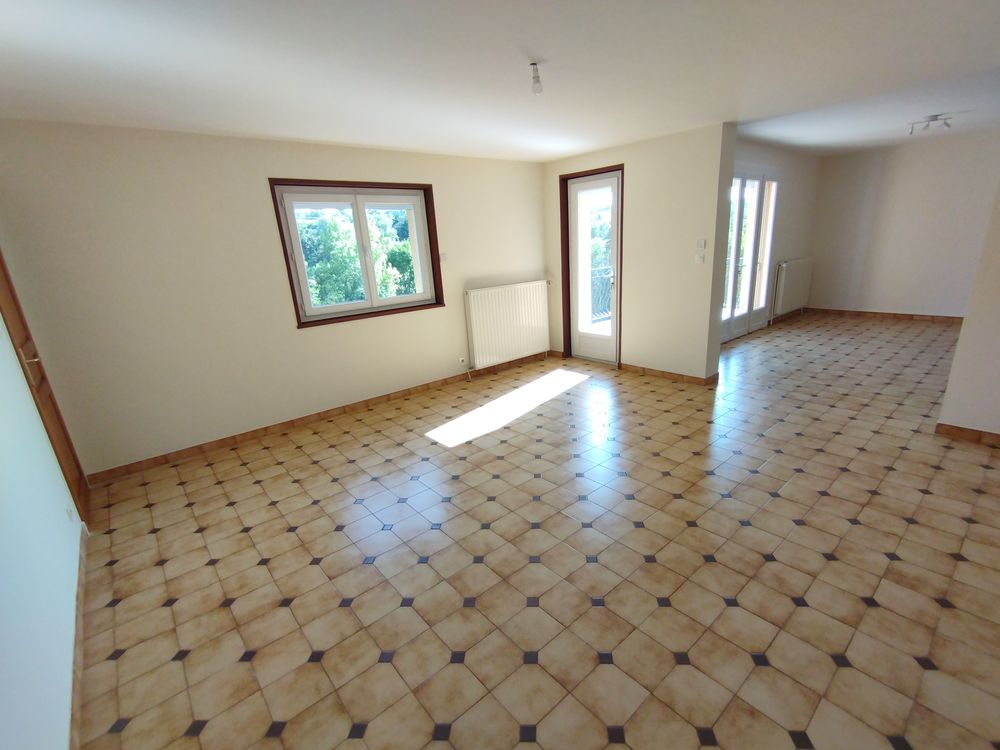 Vente Maison Charmante maison 83 m2 sur sous sol complet Sourcieux-les-mines
