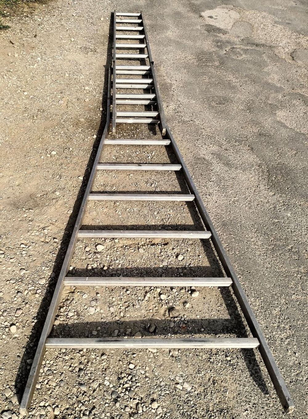 Echelle transformable 2x10 echelons 2 plans Bricolage