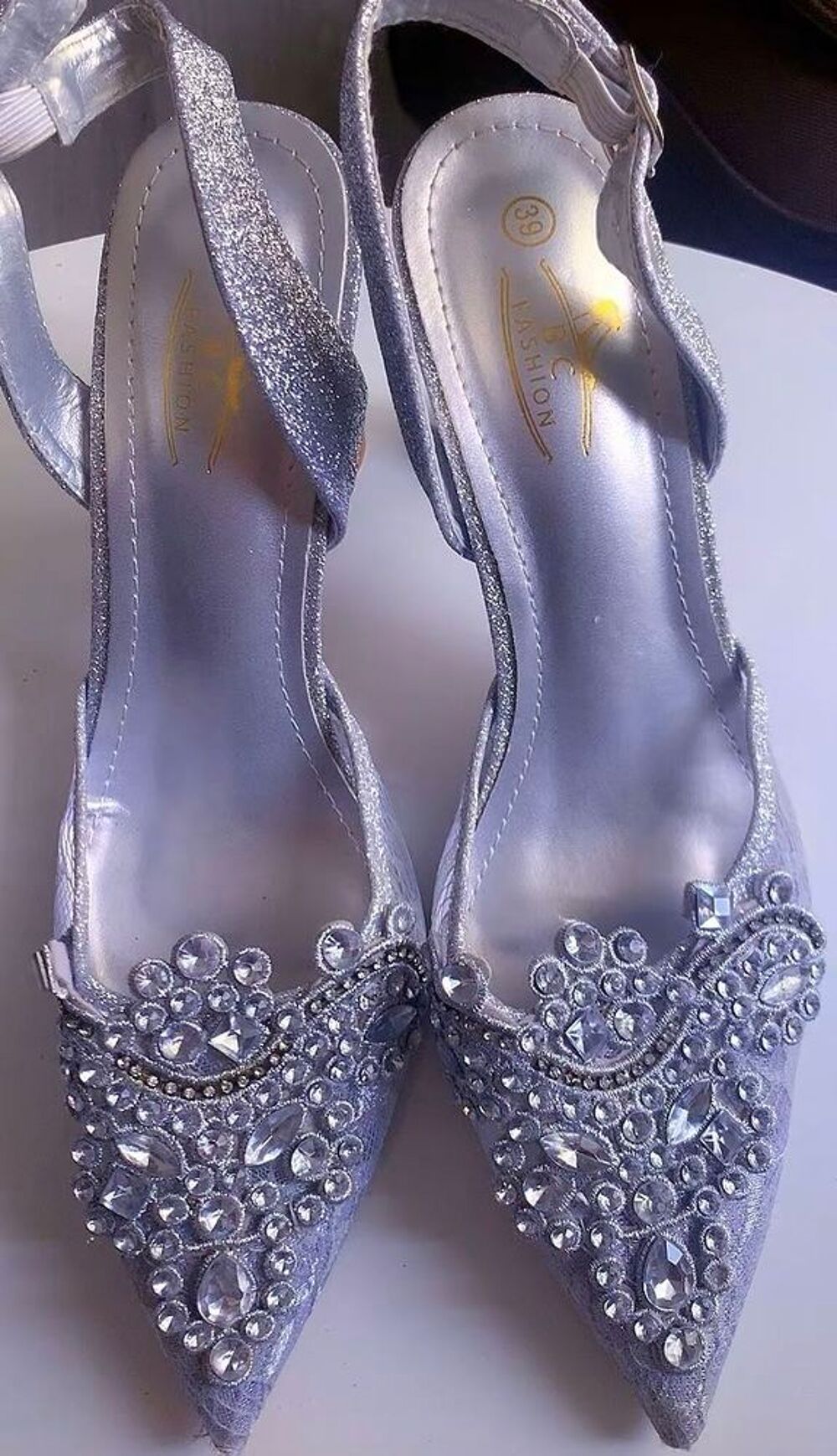 &eth;ŸOEŸChaussures &eacute;l&eacute;gantes &agrave; vendre Chaussures