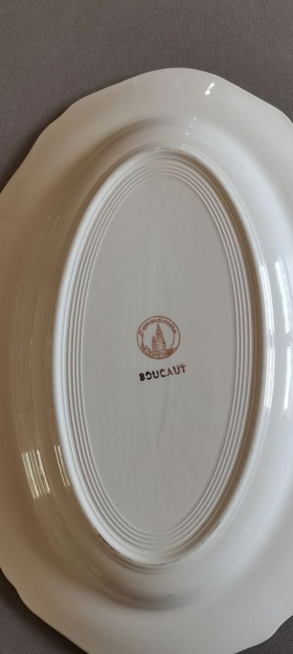 Plat Boucaut en porcelaine Electroménager