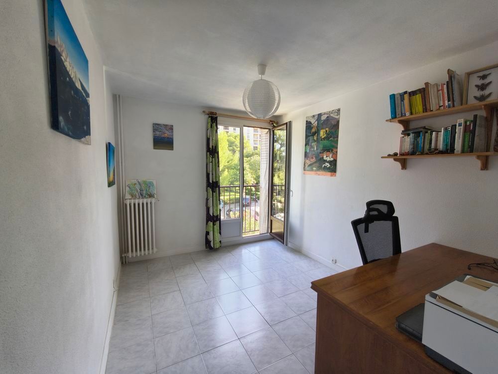 Vente Appartement Marseille 8e Pointe Rouge, 3 pièces 2 chambres, traversant Marseille 8