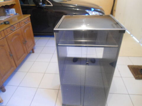 PETIT MEUBLE POUR PLATINE ET RANGEMENT DISQUES 30 La Loupe (28)
