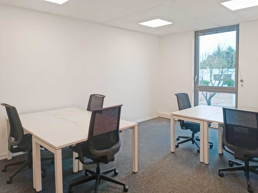  Louez un grand espace de bureau pour 50 personnes à Aix-en-Provence, Regus Aix Les Milles Aix en Provence Aix-en-provence