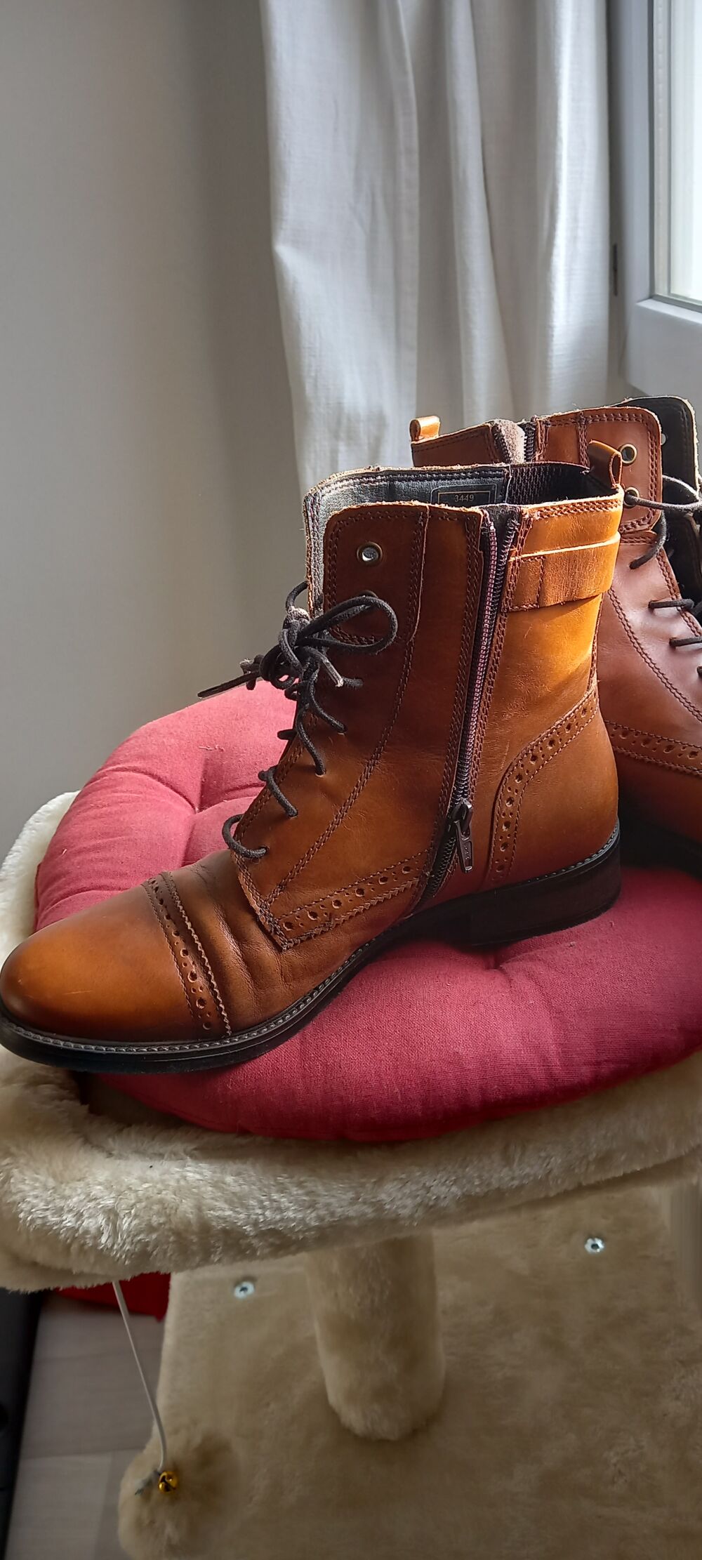 Bottines cuir...lacets et zip Chaussures