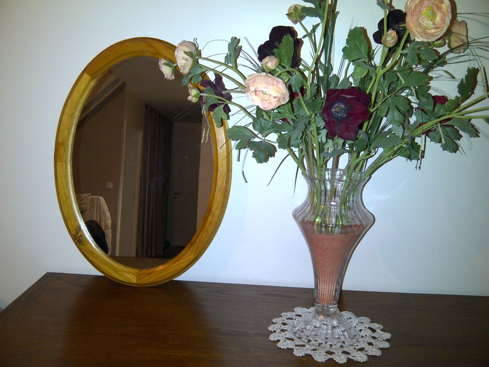 MIROIR OVALE SUR OSSATURE BOIS VERNIE DECOREE Décoration