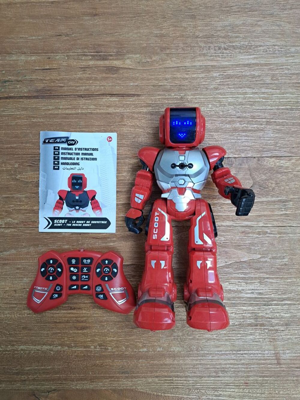 Scoot le robot sauvetage rouge complet Jeux / jouets