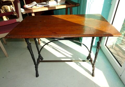 Table de bar bistrot en fonte et bois 250 Monflanquin (47)