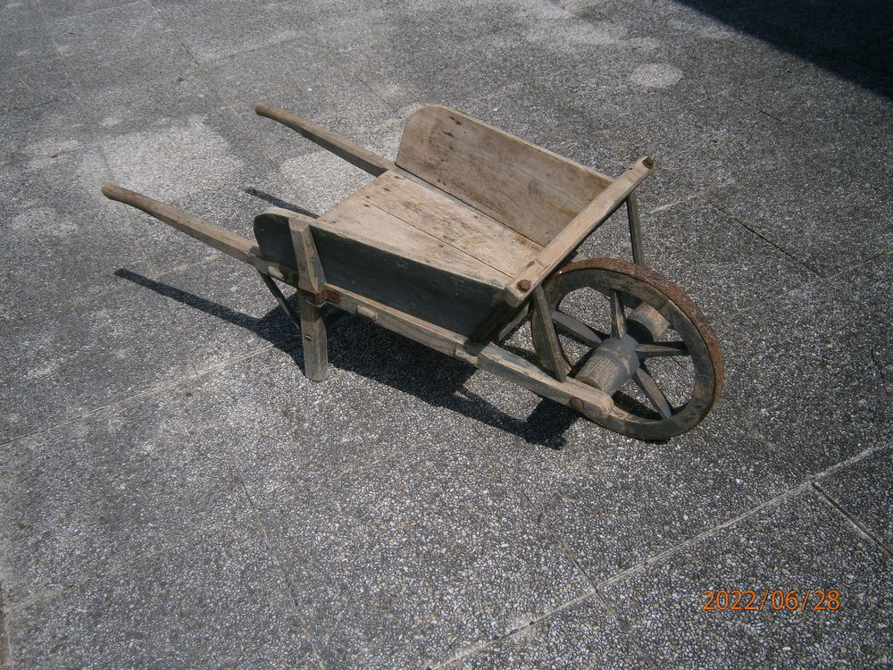  BROUETTE d ENFANTS Jardin