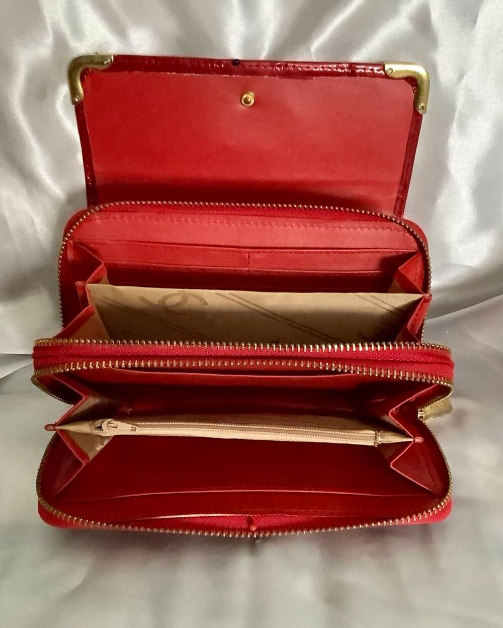 Vintage.Grande porte monnaie -pochette pour femme. Maroquinerie