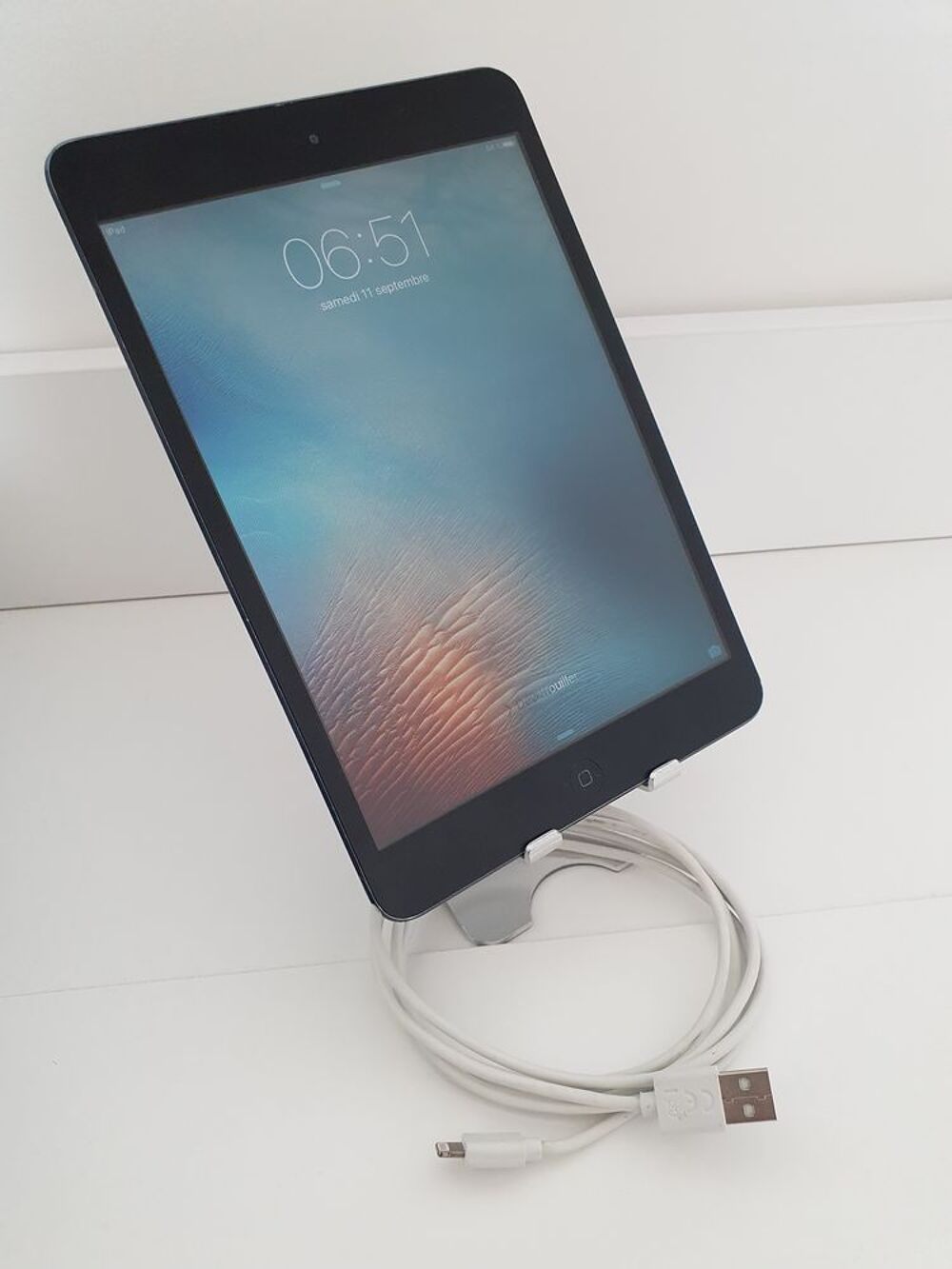 Ipad mini 16go Téléphones et tablettes
