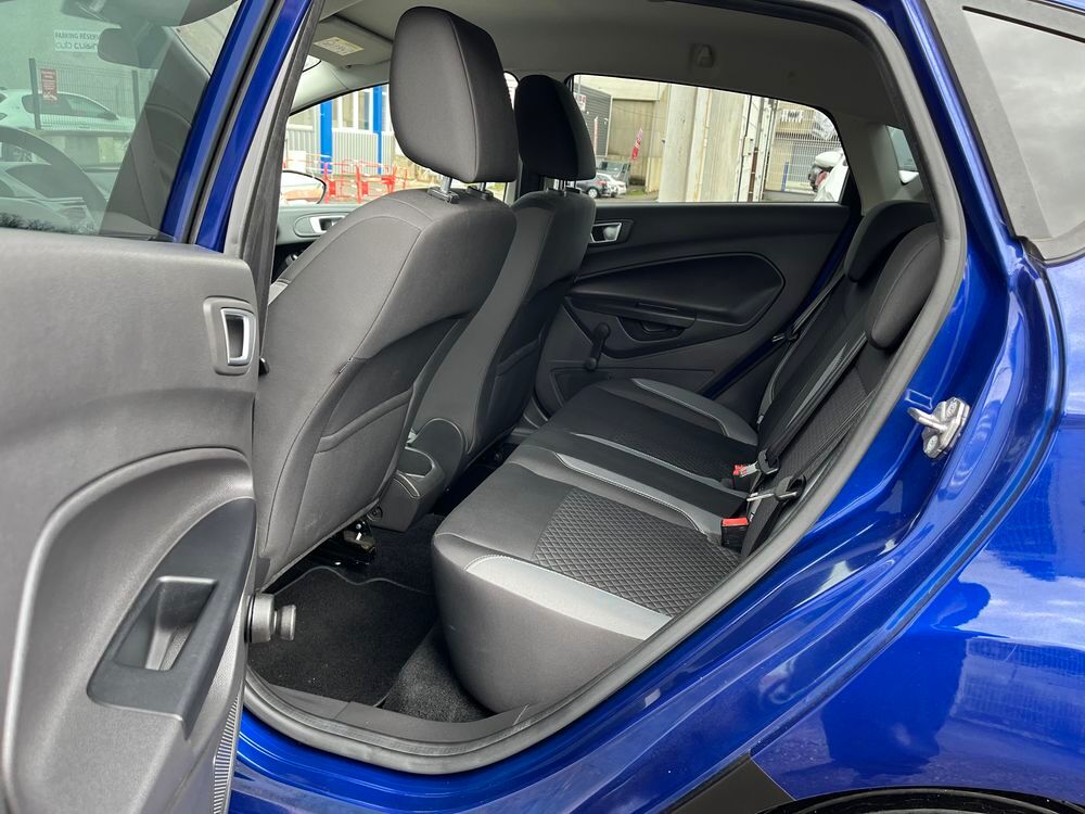 Fiesta ESSENCE 100CV 2015 occasion 42700 Firminy