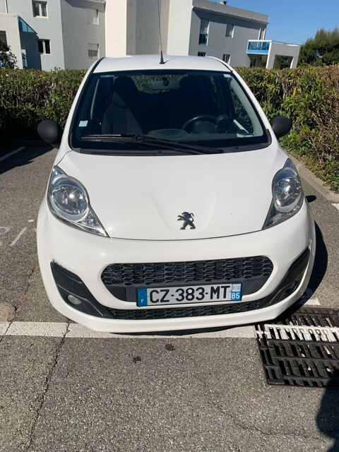 Peugeot 107 1.0e 12V 68ch BLUE LION Access 2013 occasion Nice 06200