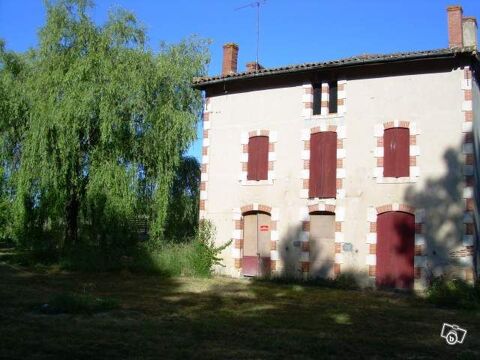   Maison ancienne à rénover Maison - 4 pièce(s) - 240 m²