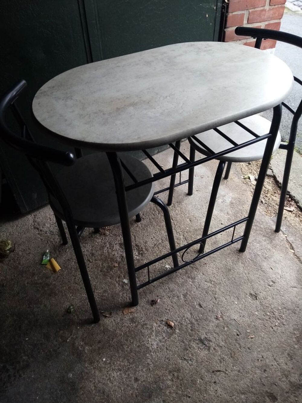 table et chaise Meubles