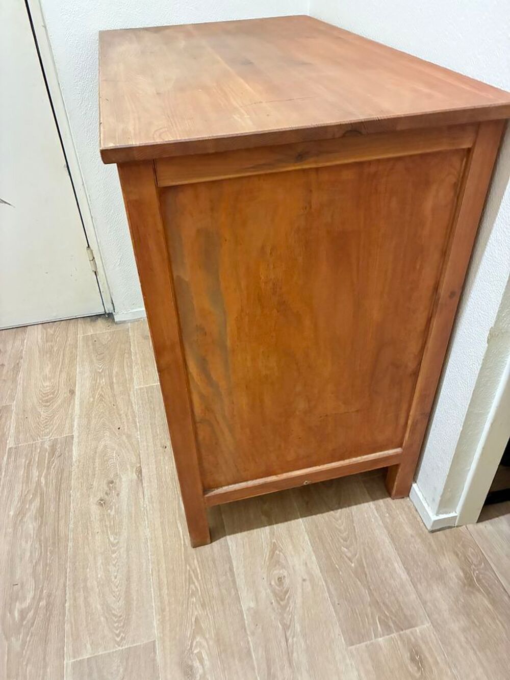 tr&egrave;s belle commode unen bois brut chambre, couloir, salon Meubles