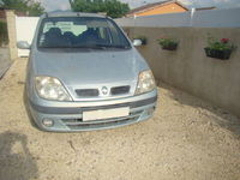 Grand Sc&eacute;nic II Grand Scenic 1.6 16V Authentique 7 pl 2000 occasion 26300 Chatuzange-le-Goubet