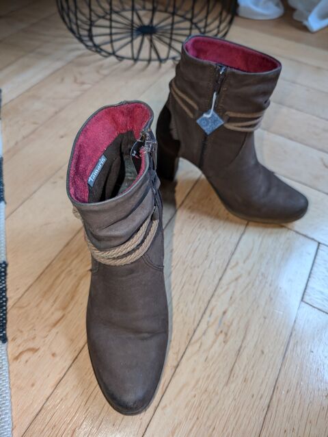 Bottines Femme Marron nubuck Int�rieur Rouge 20 Mulhouse (68)