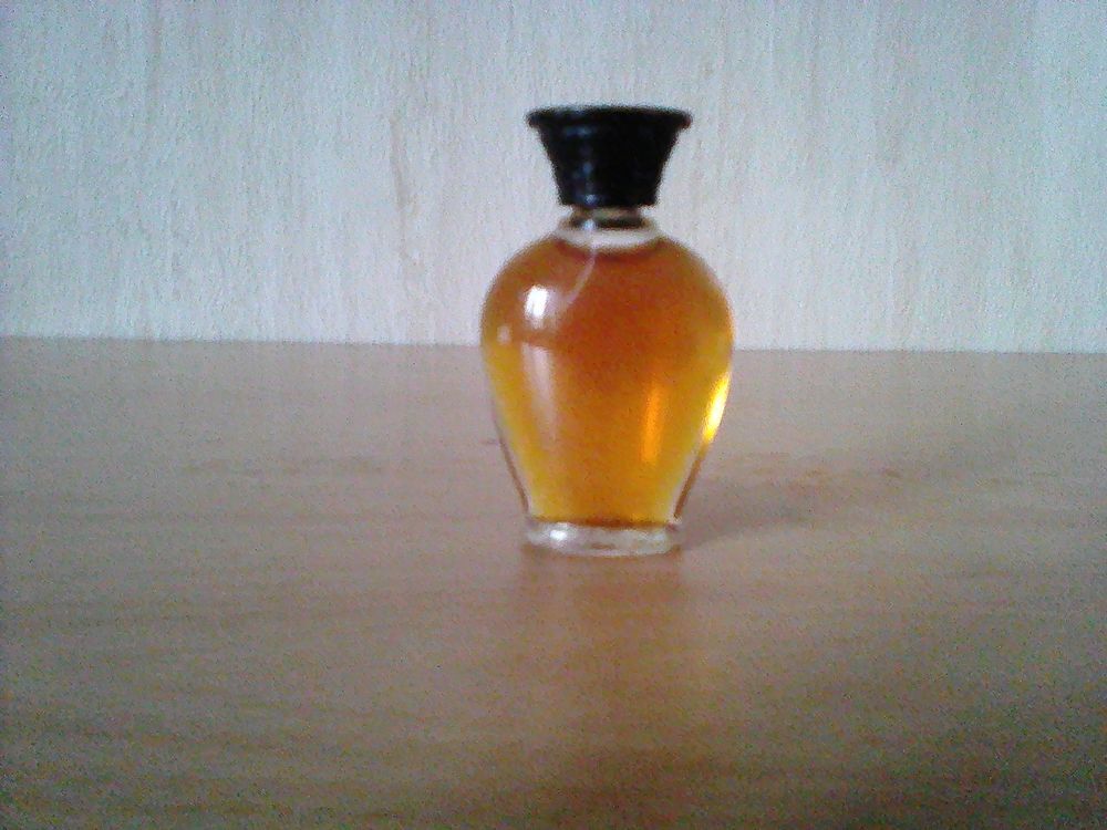 MINIATURES DE PARFUM 