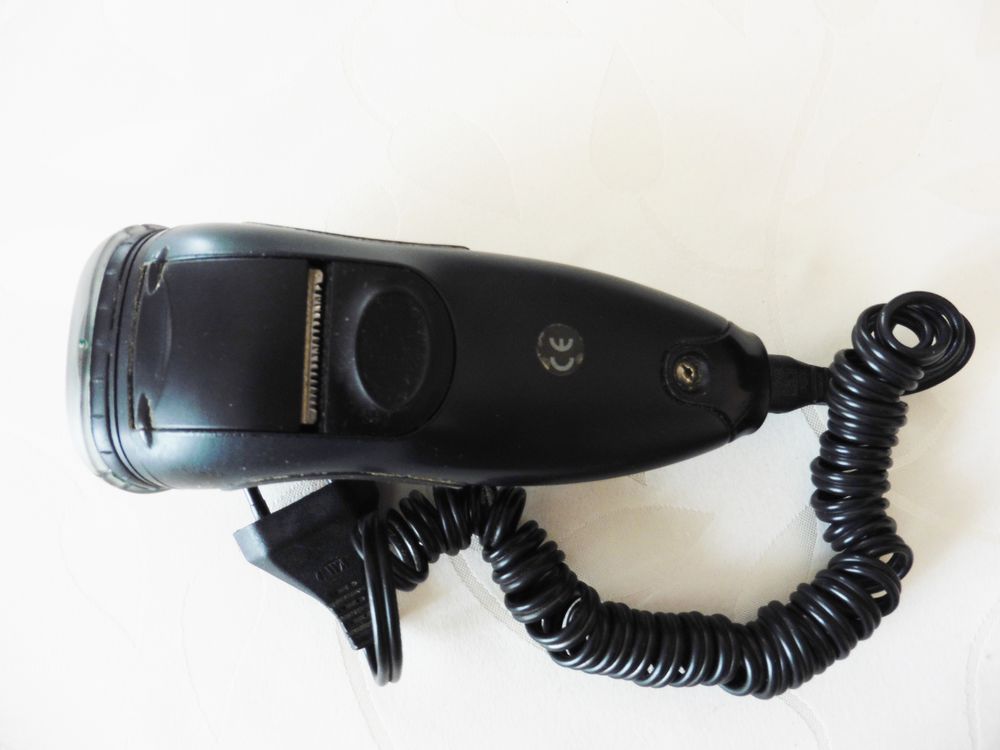 N&deg;2 Rasoir Philips &eacute;lectrique Philishave 5465 coupe Pattes Electroménager