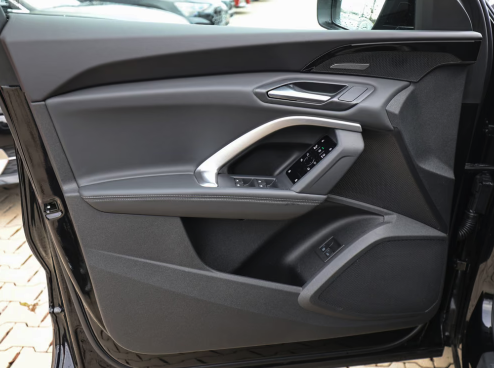 Q5 e-hybrid 299 ch S tronic 7 Quattro S line (15 CV) 2026 occasion 59000 Lille