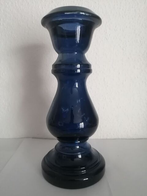 Vase ou bougeoir en verre bleu nuit 22 Habsheim (68)