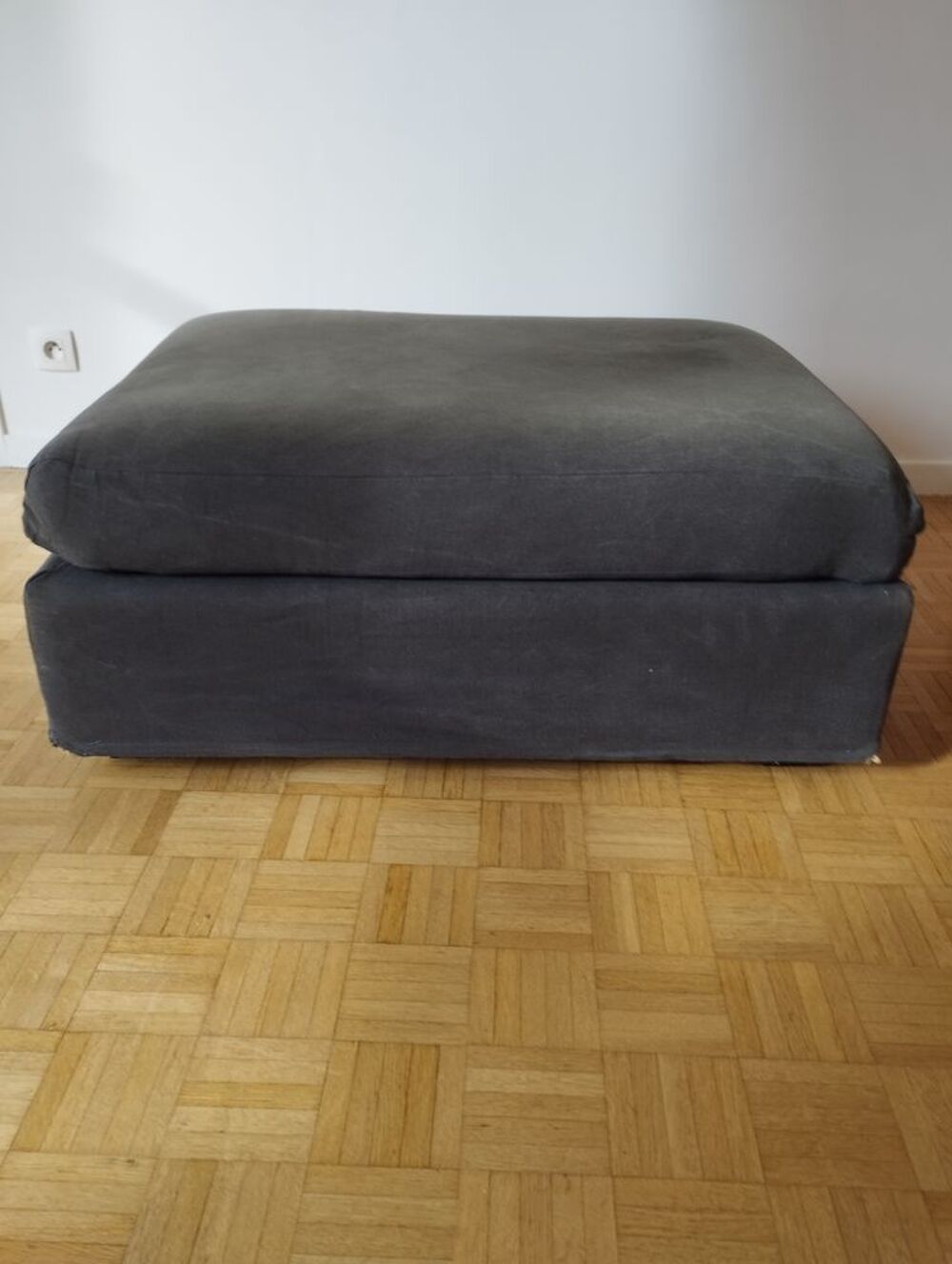 Pouf carr&eacute; Meubles