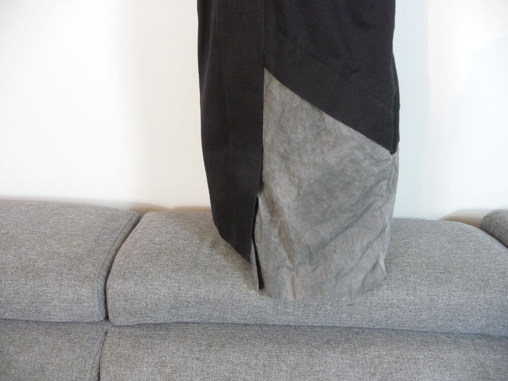 Tunique/ Robe Courte Cintr&eacute;e Bi Mati&egrave;re Noir et Gris- Dondup Vêtements
