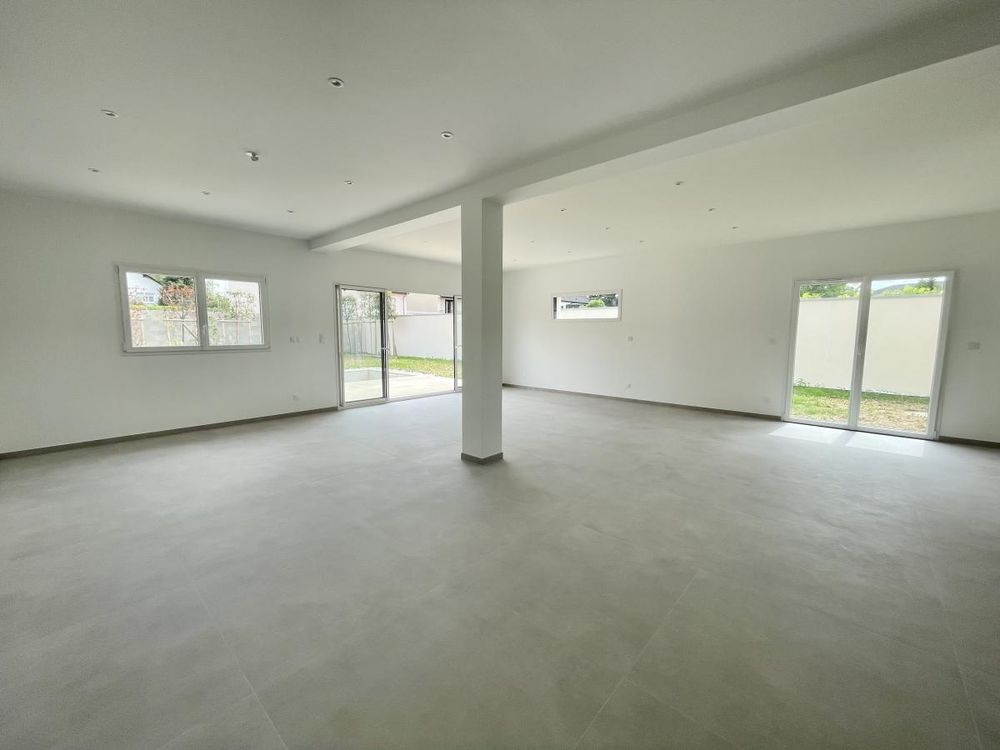à vendre  Maison Cormontreuil (51350)