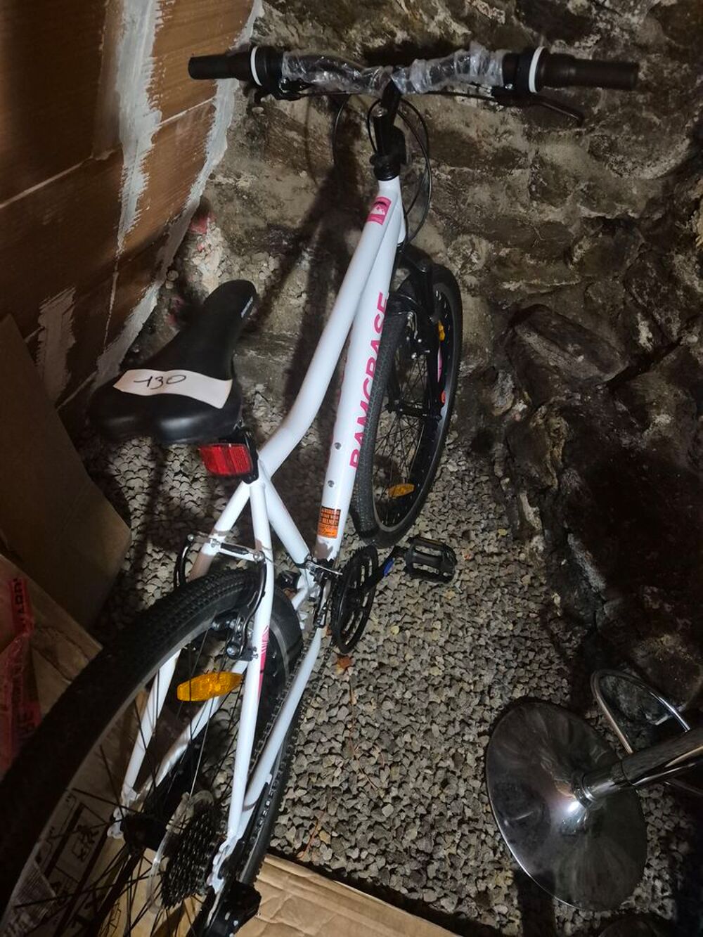 V&eacute;lo BAMCBASE blanc Vélos