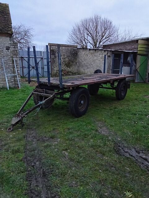 Utilitaire Pieces d&eacute;tach&eacute;es et accessoires Mat&eacute;riel Agricole  occasion Bouilly-en-G&acirc;tinais 45300