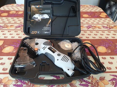 Scie circulaire Saint-Chamas (13)