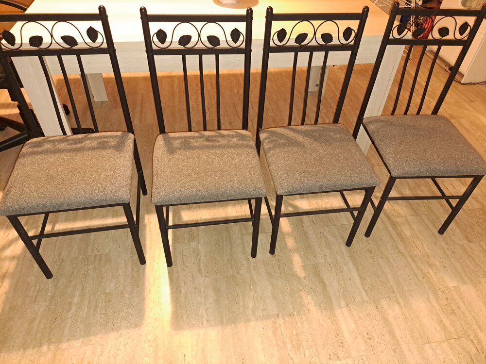 Table + 4 chaises Meubles
