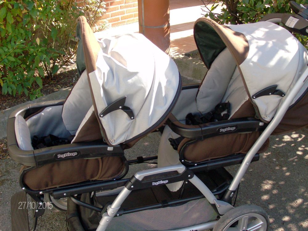 POUSSETTE DOUBLE MARQUE PEG-PEREGO D'OCCASION Puériculture