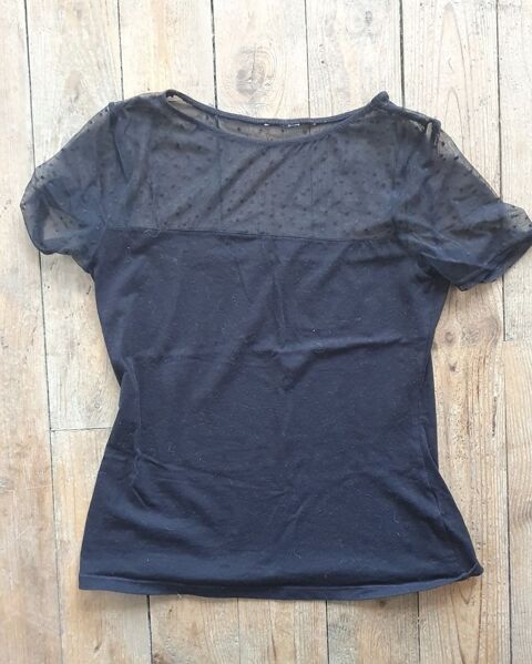 T-shirt noir dcollet transparent 2 Monistrol-sur-Loire (43)