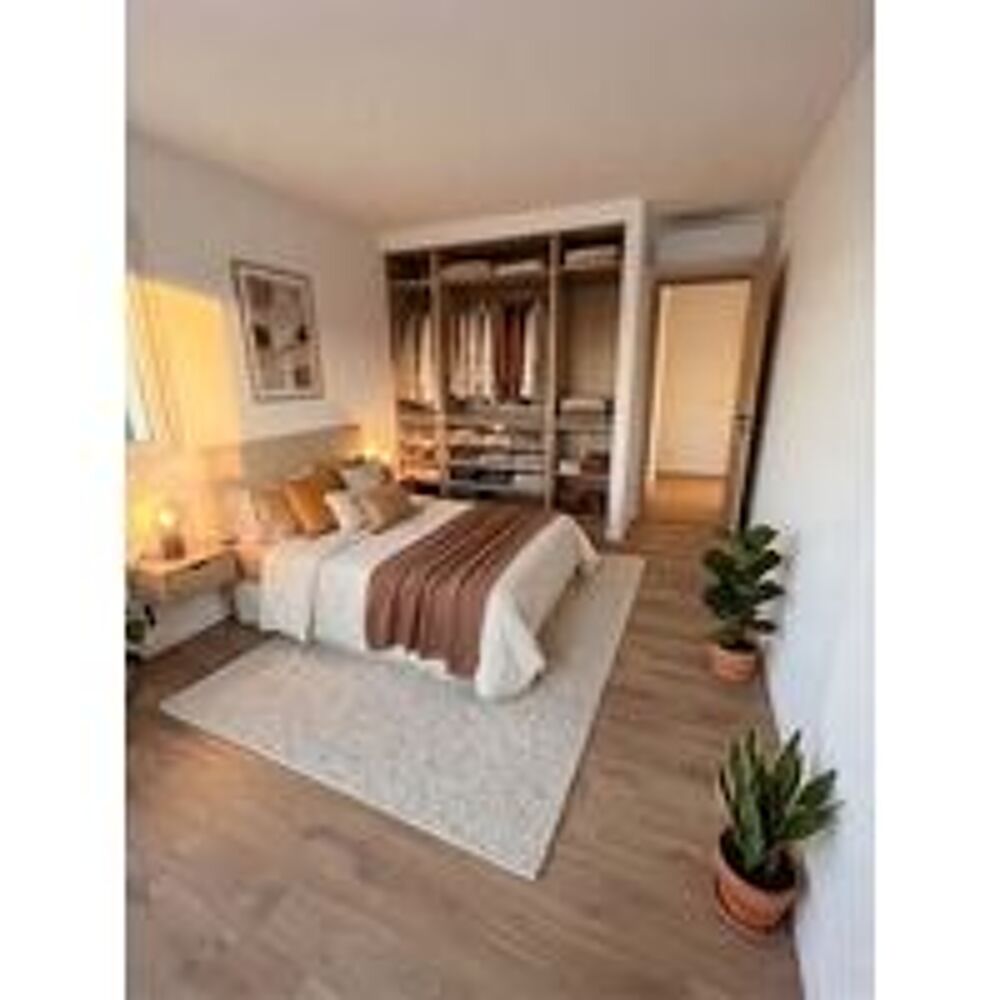 Vente Appartement Appartement F2 Rénové Vue Mer Panoramique Dans Triangle D'Or Saint-raphaël