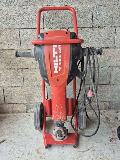 Marteau piqueur TE 3000 AVR 3000 Saint-Victor-de-Morestel (38)