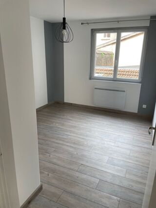  Appartement � louer 3/4 pi�ces 74 m�